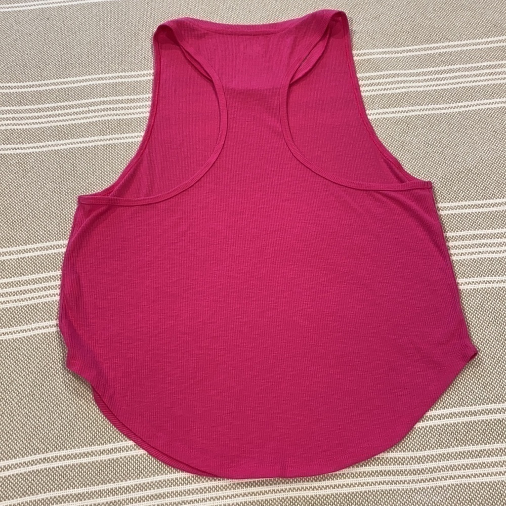 Gapfit Ribbed Racerback Tank EUC - Picture 5 of 7